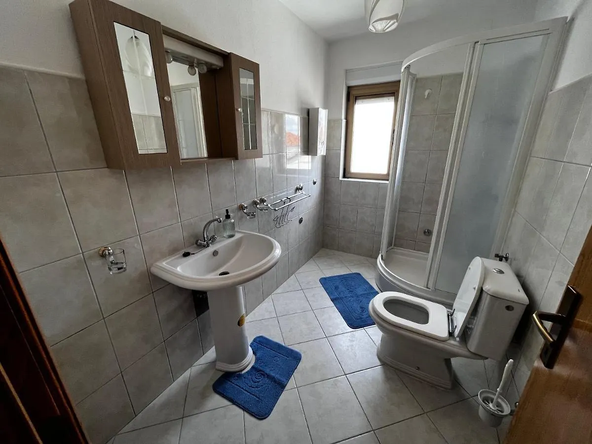 Apartmani Mila Biograd Na Moru Kroatië