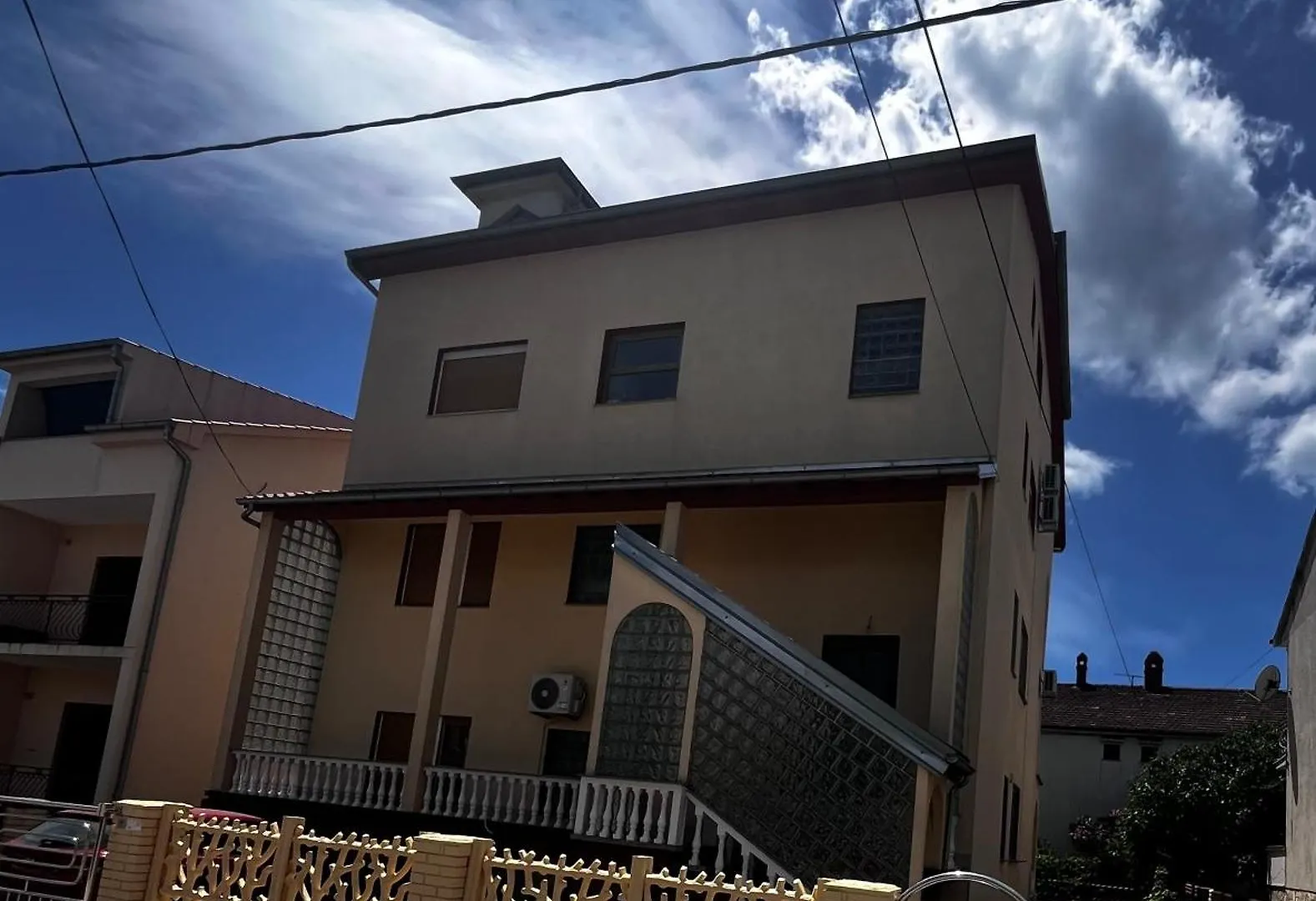 Apartmani Mila Biograd Na Moru