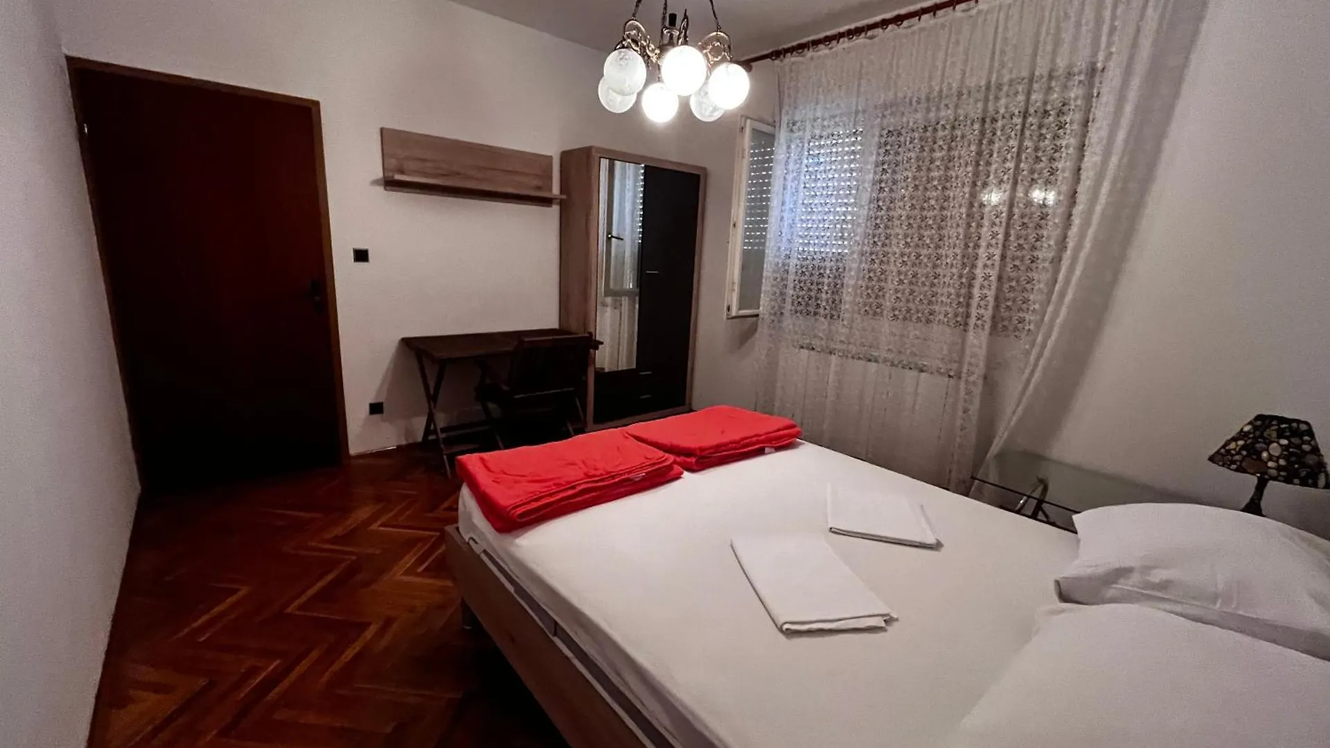 Appartement Apartmani Mila Biograd Na Moru Kroatië