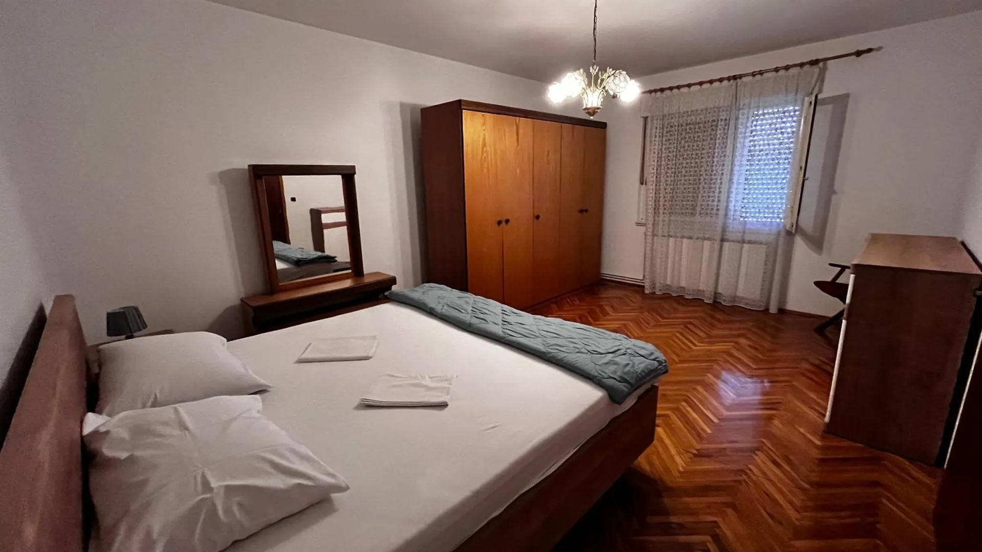 Apartmani Mila Biograd Na Moru